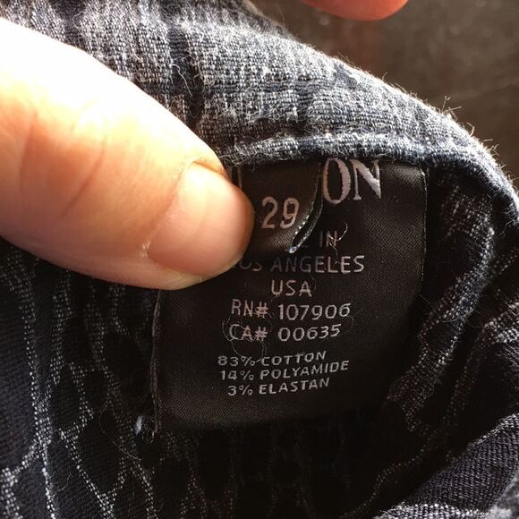 Hudson Evelyn Super High waist animal reptile print black gray back zip size 29 - Picture 9 of 10